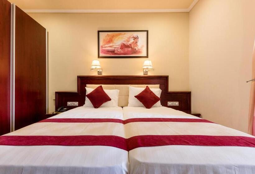 标准间带山景, Villa Nisteri