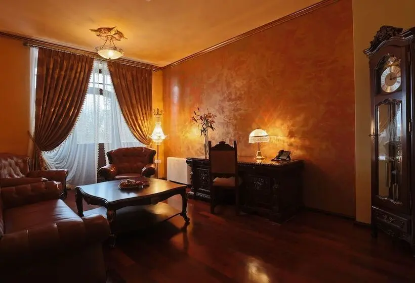 سوییت, Rubezahl Marienbad Luxury Historical Castle Hotel & Golf Castle Hotel Collection