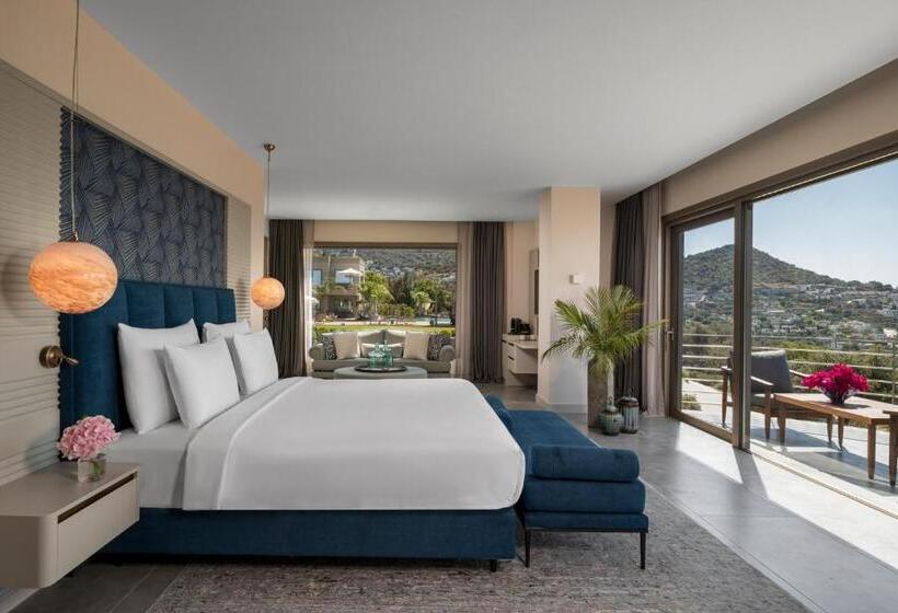 발코니가 있는 스위트, Ailla Yalıkavak