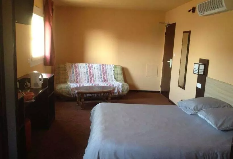 スタンダードトリプルルーム, Brit Hotel St Quentin/nord
