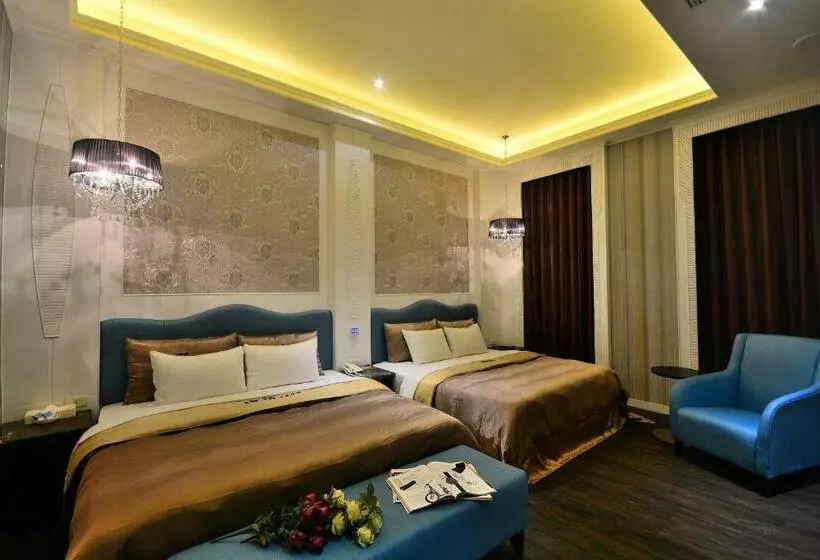 اتاق کلاس بیزنس, Hea Duenn Motel