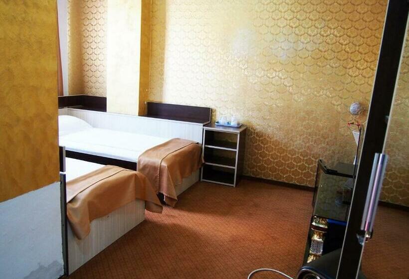 スタンダードルーム, Asia