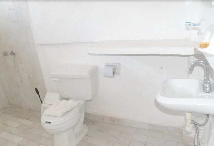 패밀리 룸, Evasión