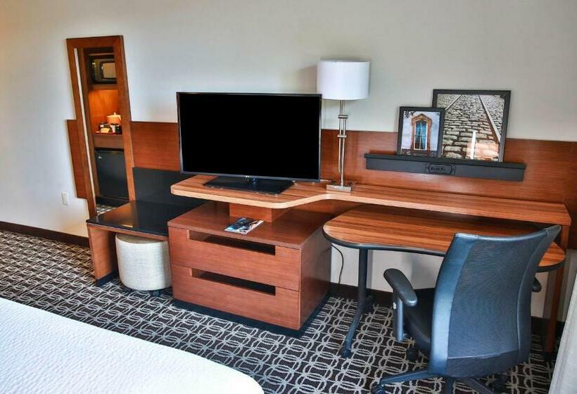 غرفة قياسية, Fairfield Inn & Suites By Marriott Savannah Midtown