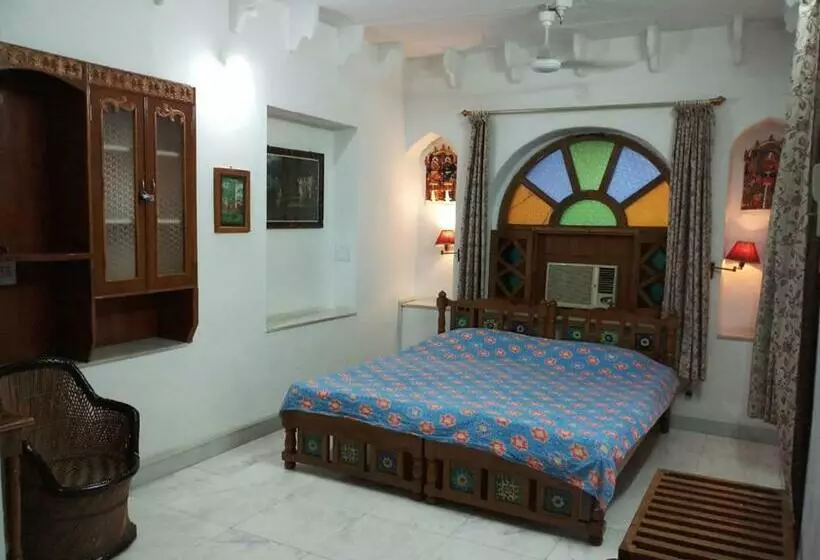 ベーシックルーム, Haveli Braj Bhushanjee Heritage