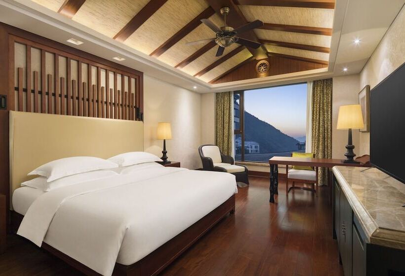 חדר סטנדרט מיטה זוגית, Hilton Sanqingshan Resort