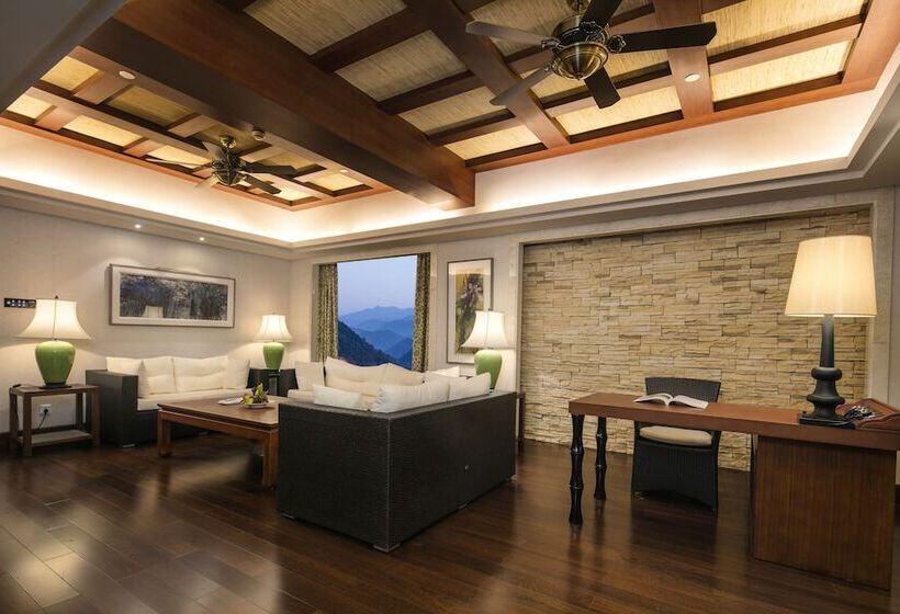 סוויטת פרמיום, Hilton Sanqingshan Resort