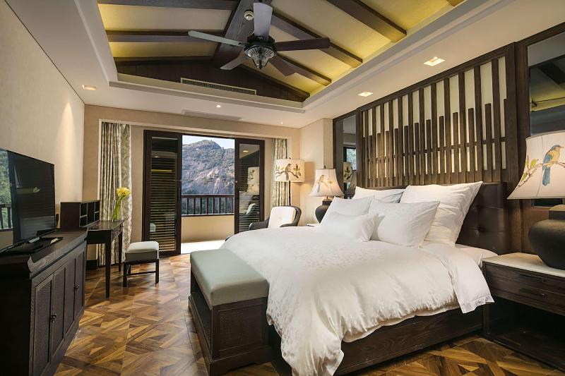 Президентский Люкс, Hilton Sanqingshan Resort