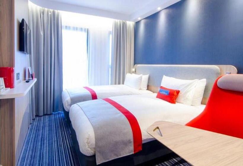חדר סטנדרט, Holiday Inn Express   Stockport, An Ihg