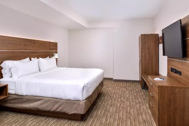 Standard-invahuone King-vuode, Holiday Inn Express & Suites Siloam Springs, An Ihg