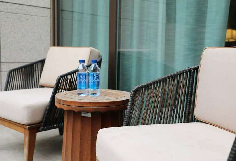 Номер Клуб, Hyatt Regency Xi'an