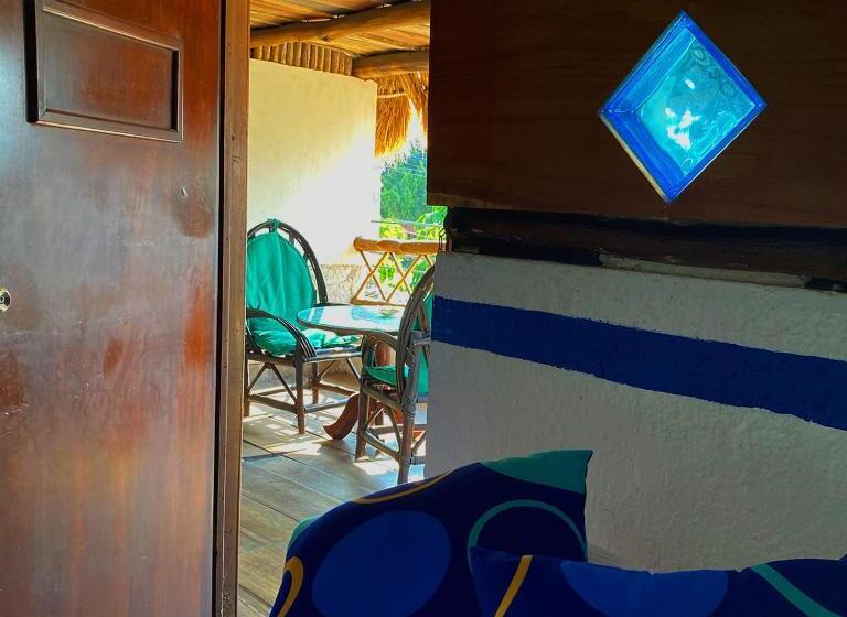 اتاق استاندارد, L'hotelito