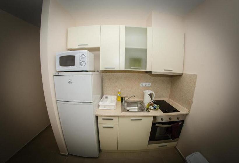 Апартаменты 1 Спальня с Балконом, Premier Fort Beach