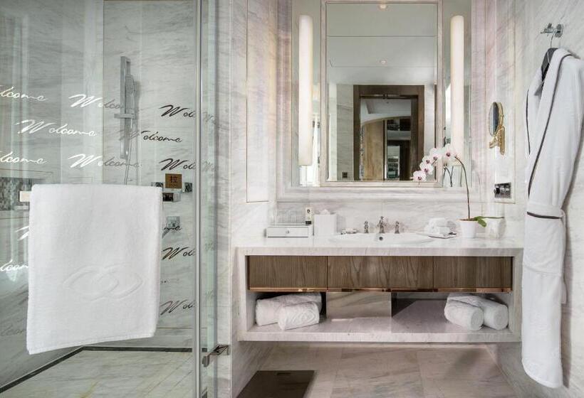 חדר סופריור עם מיטת קינג, Sofitel Guiyang Hunter