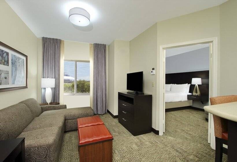 Люкс Адаптированный для Инвалидов, Staybridge Suites   Houston   Medical Center, An Ihg