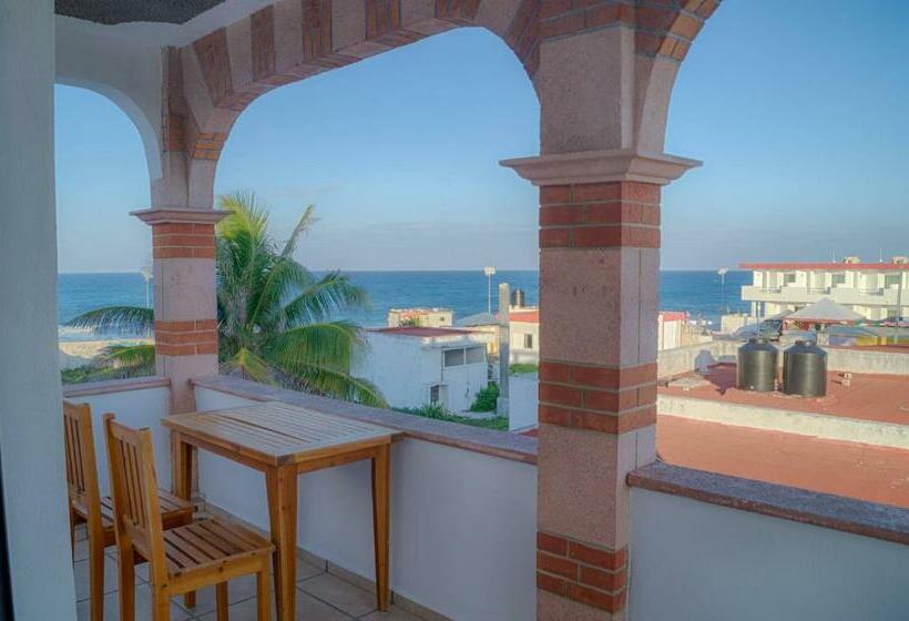 Номер Стандарт Вид на Море, Fitz Mar