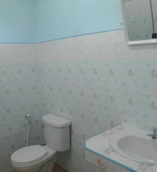 エコノミー４人部屋, Sunsea Resort