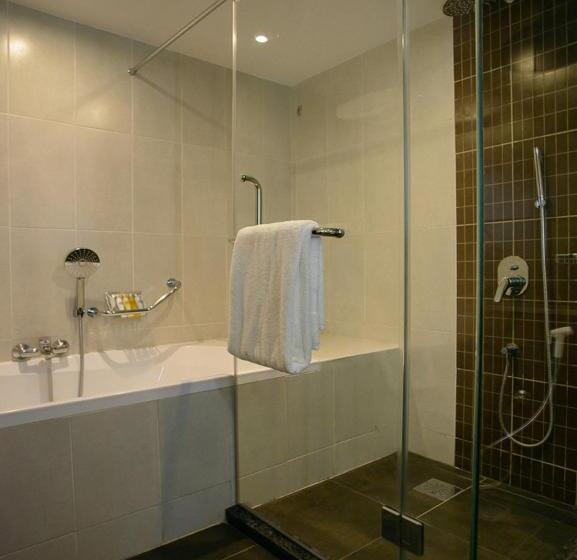 Deluxe-sviitti, The Concord Hotel & Suites