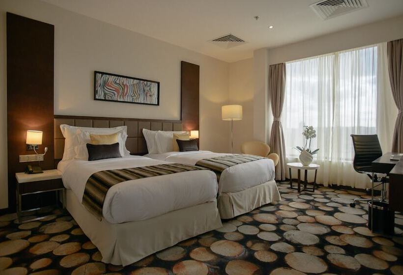 Ullakkohuone, The Concord Hotel & Suites