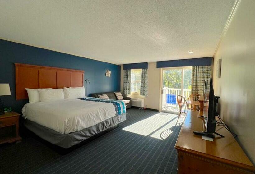 غرفة قياسية سرير كينج, The Lodge At Jackson Village