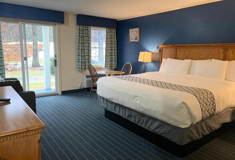 غرفة قياسية سرير كينج, The Lodge At Jackson Village