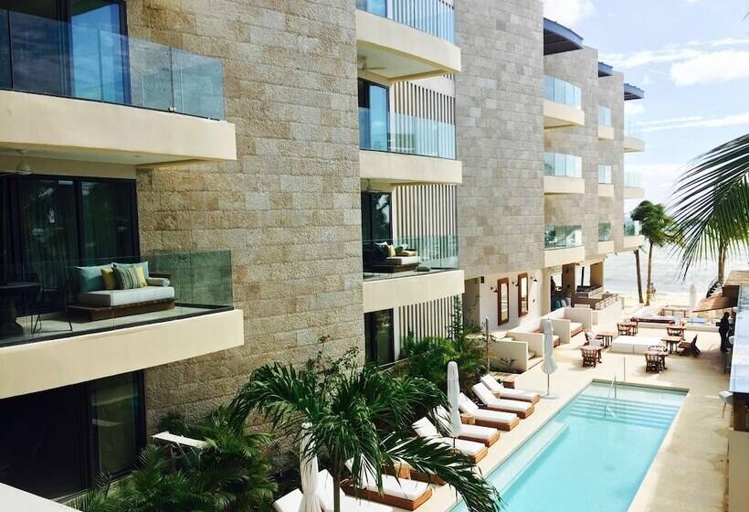 غرفة قياسية سرير مزدوج مطلة على البحر, Thompson Playa Del Carmen Beach House, By Hyatt