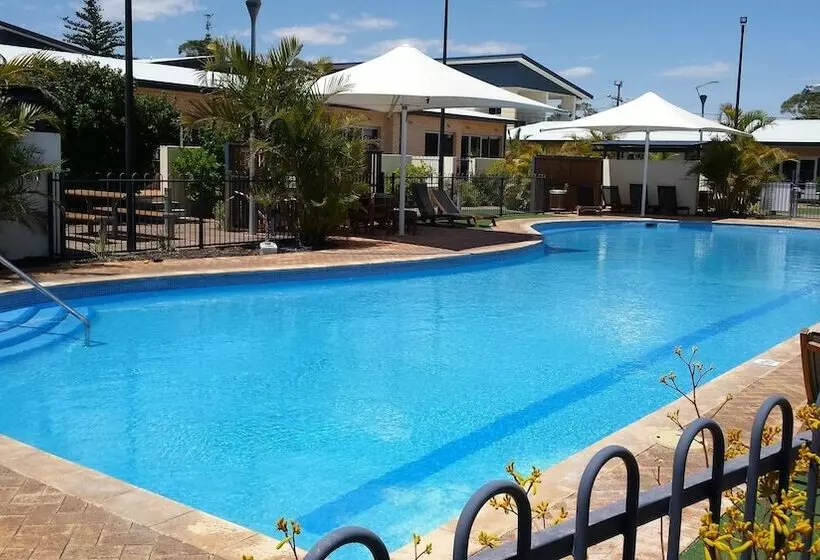 スタンダードスタジオ, Nesuto Geraldton