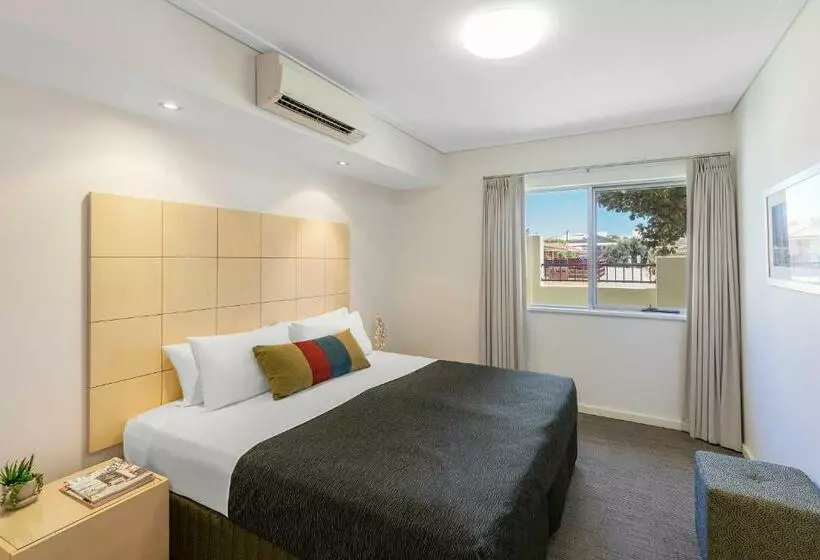 3ベッドルームアパートメント, Nesuto Geraldton