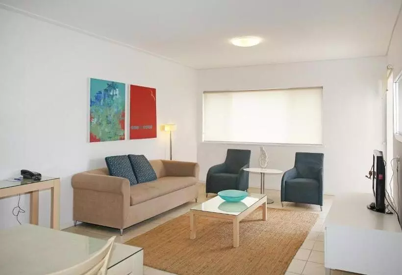 3ベッドルームアパートメント, Nesuto Geraldton