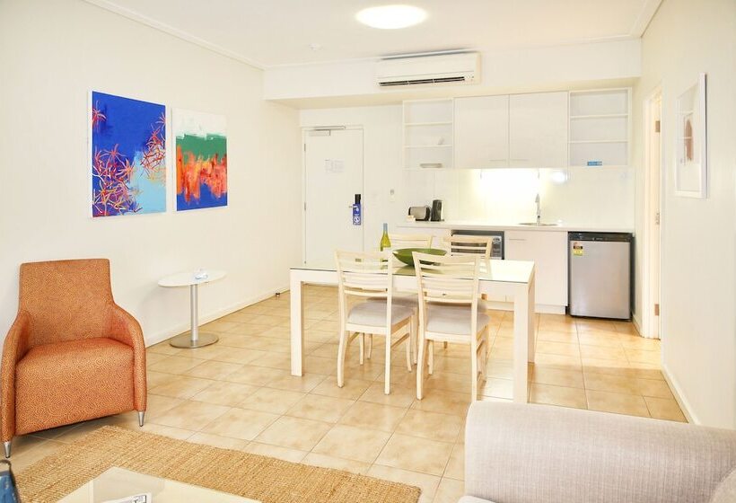 استودیوی پریمیوم, Nesuto Geraldton