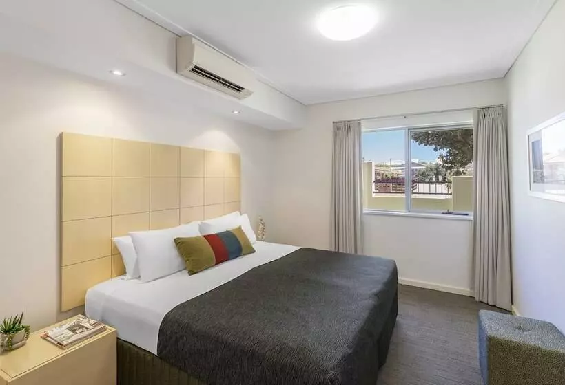 3ベッドルームアパートメント, Nesuto Geraldton
