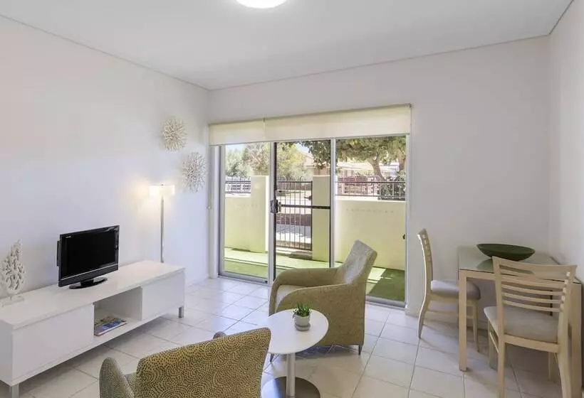 1ベッドルームアパートメント, Nesuto Geraldton