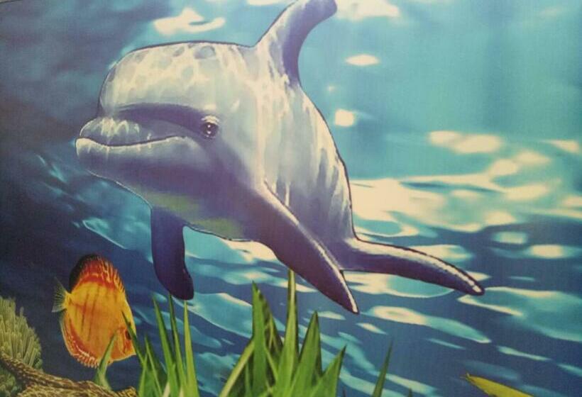 اتاق استاندارد, Dolphin Castle