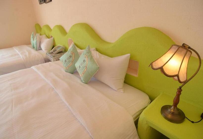 اتاق استاندارد چهار تخته, Galilee