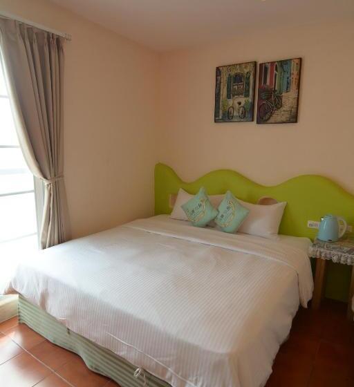 اتاق استاندارد چهار تخته, Galilee