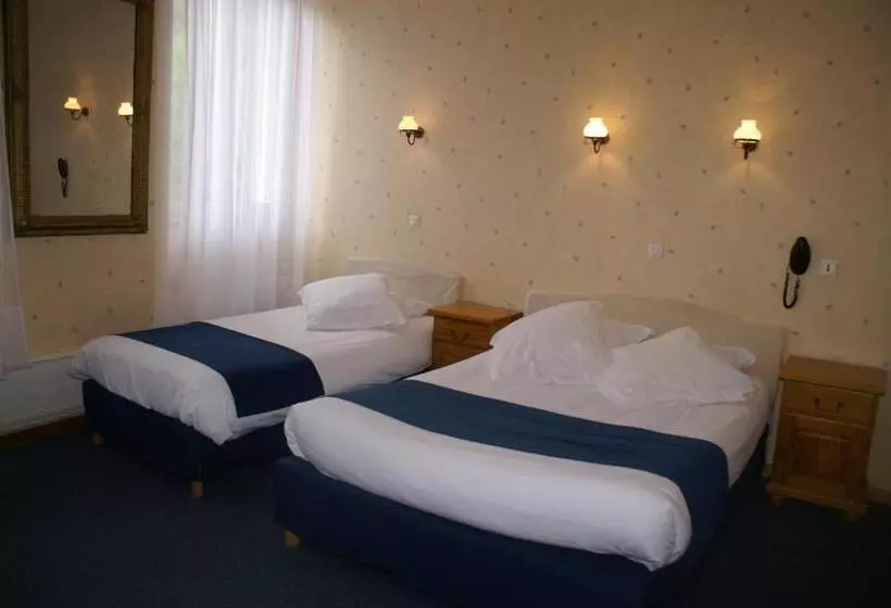 اتاق استاندارد سه نفره, Hôtel Céleste