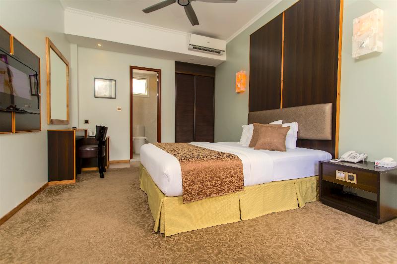 اتاق لوکس با چشم‌انداز استخر, Kaani Village & Spa