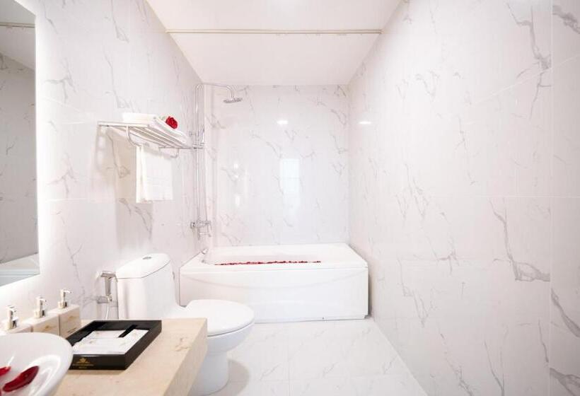 اتاق لوکس خانوادگی, Kova Diamond Hotel Da Nang