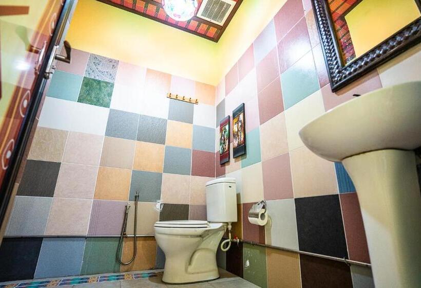 标准间, Lost Paradise Resort