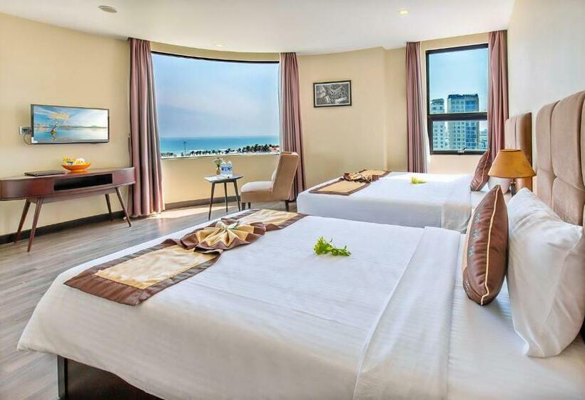 سوییت با چشم‌انداز دریا, Ocean Haven