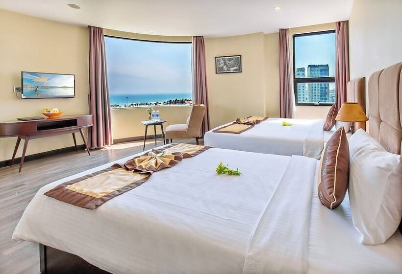 اتاق لوکس با چشم‌انداز دریا, Ocean Haven