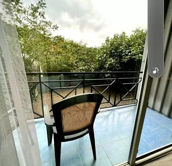 اتاق استاندارد با بالکن, Rio Gonio