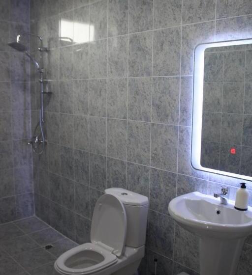 اتاق استاندارد چهار تخته, Rio Gonio