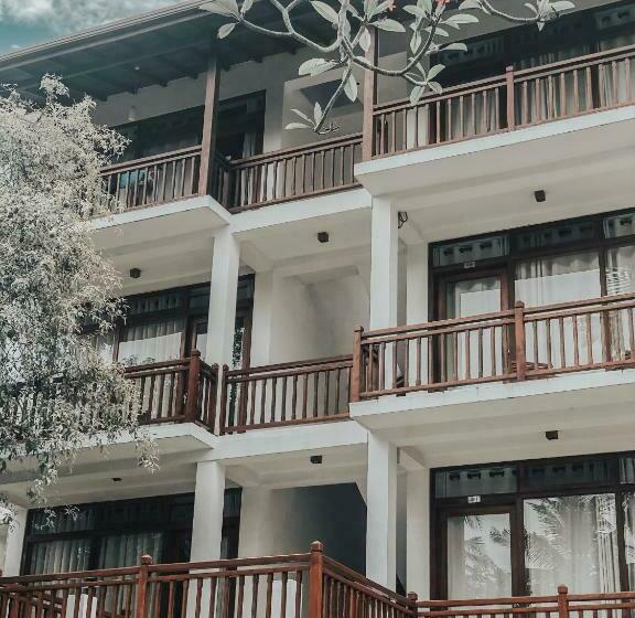 חדר סטנדרט נוף לבריכה, Sanmira Renaissance