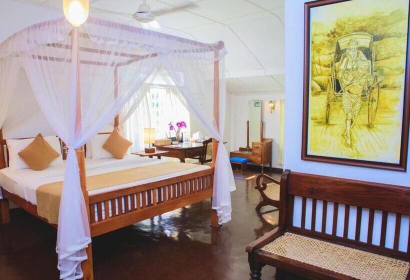 غرفة ديلوكس سرير كينج, Thalpe Walawwa Heritage Villa