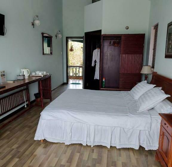 اتاق لوکس با بالکن, An Hoa Residence