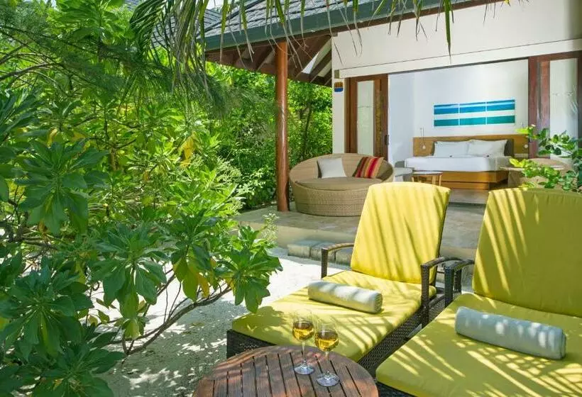 ویلا پریمیوم 1 خوابه, Summer Island Maldives Resort