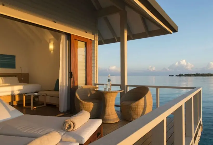 ویلای 1 خوابه, Summer Island Maldives Resort