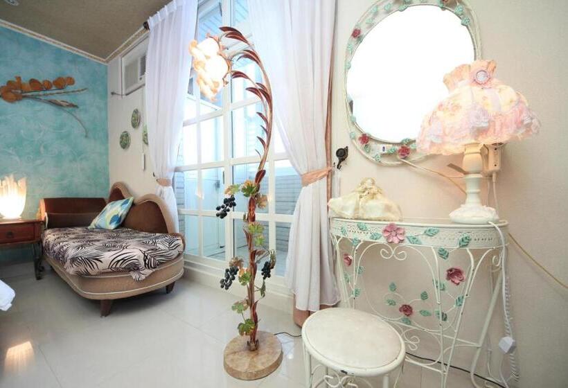 اتاق استاندارد, Avica Homestay