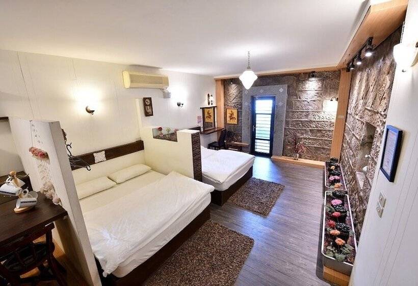 اتاق خانوادگی, Winsor S Hanguan